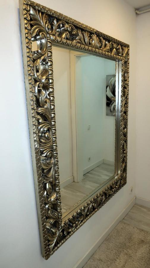 Entire Apartment , 2 Bedrooms Newly Remodeled Center Sitges Barcelona Екстер'єр фото