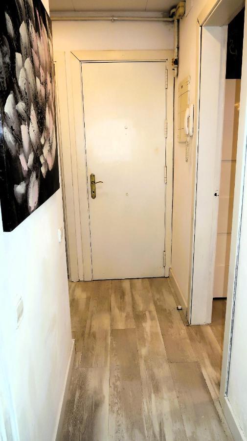 Entire Apartment , 2 Bedrooms Newly Remodeled Center Sitges Barcelona Екстер'єр фото